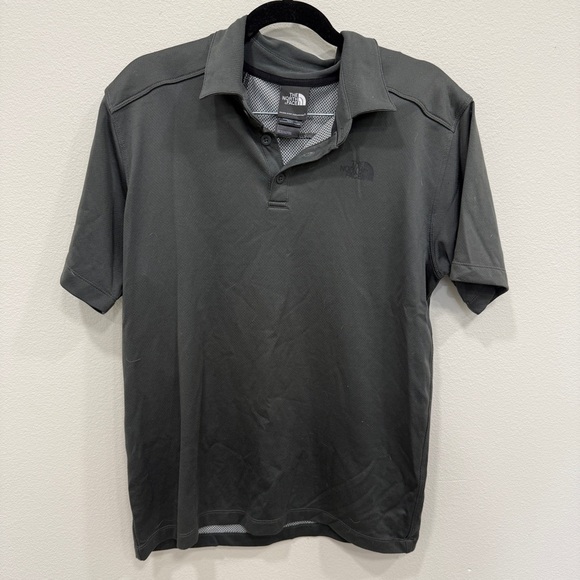 The North Face Other - The North Face Gray Performance Polo Shirt size M medium blended fabric button